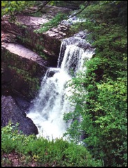 Sywd yr Gwyd Falls .