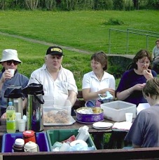 S2400033 Food time