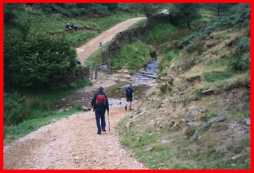 Going into Jaggers Clough.