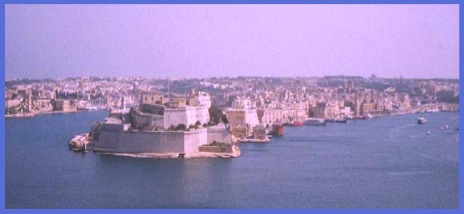 View of the Grand Harbour and the Three Cities from the Upper Barrakka Gardens .